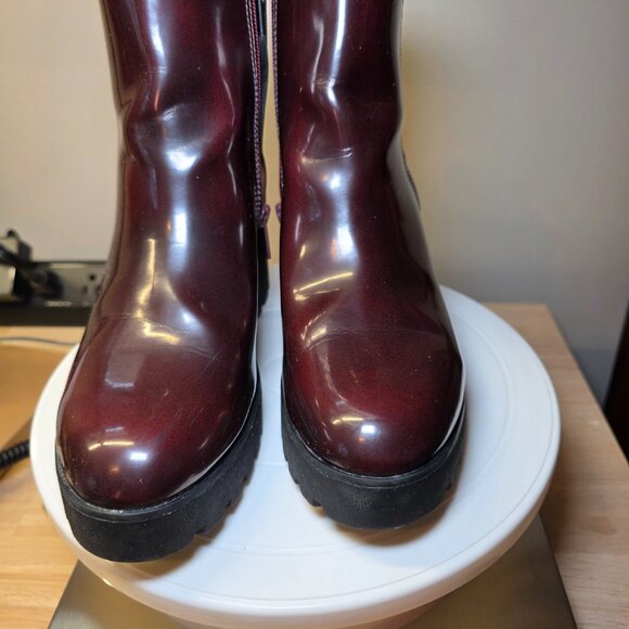 ALDO Glossy Dark Red/Brown Platform Boot - Women's Size 8.5 - Picture 2 of 6